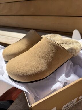 Jenni Kayne Ashby shearling clogs